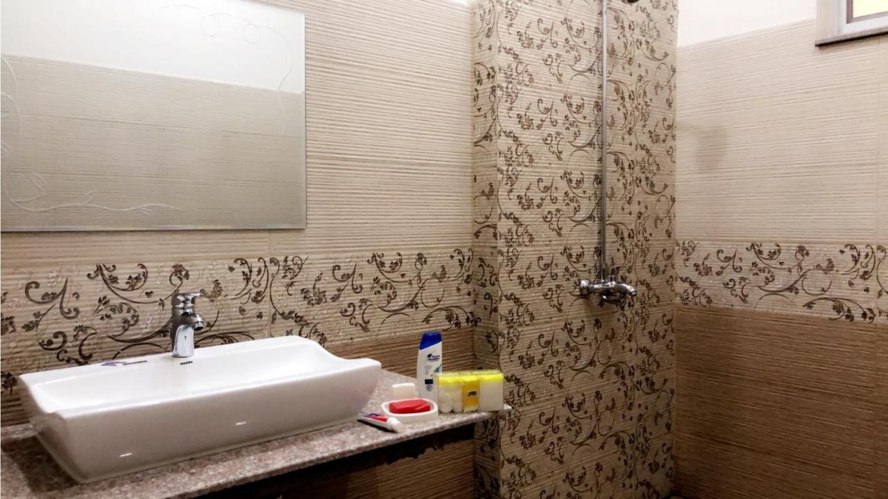 Fully Serviced Holiday Home Near Lyallpur Galleria Faisalábád Exteriér fotografie